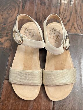 Brioso Leather Strap Cork Sandals